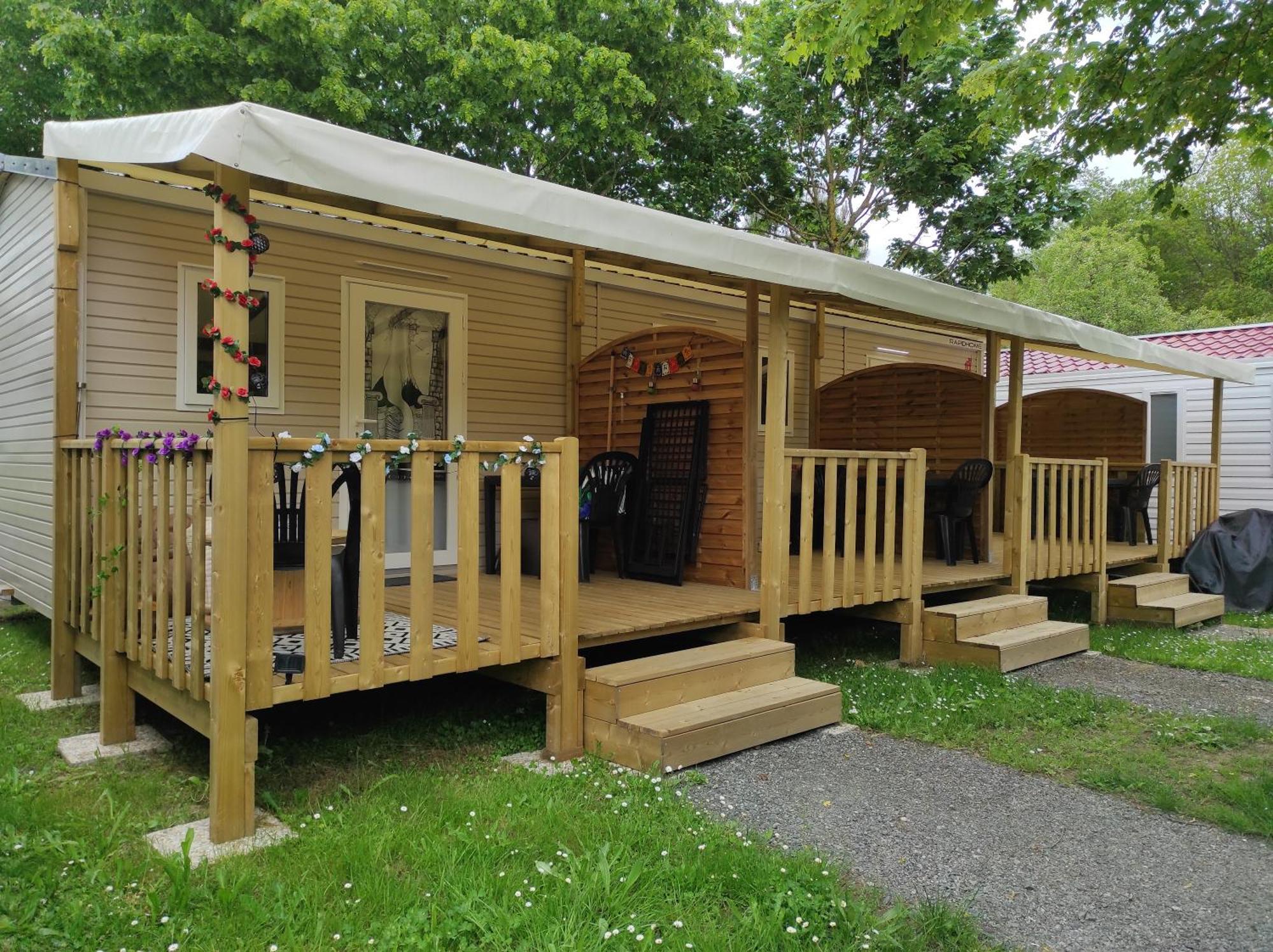 Camping Le Rouge Gorge **** 10' Puy Du Fou Saint-Laurent-sur-Sèvre Buitenkant foto
