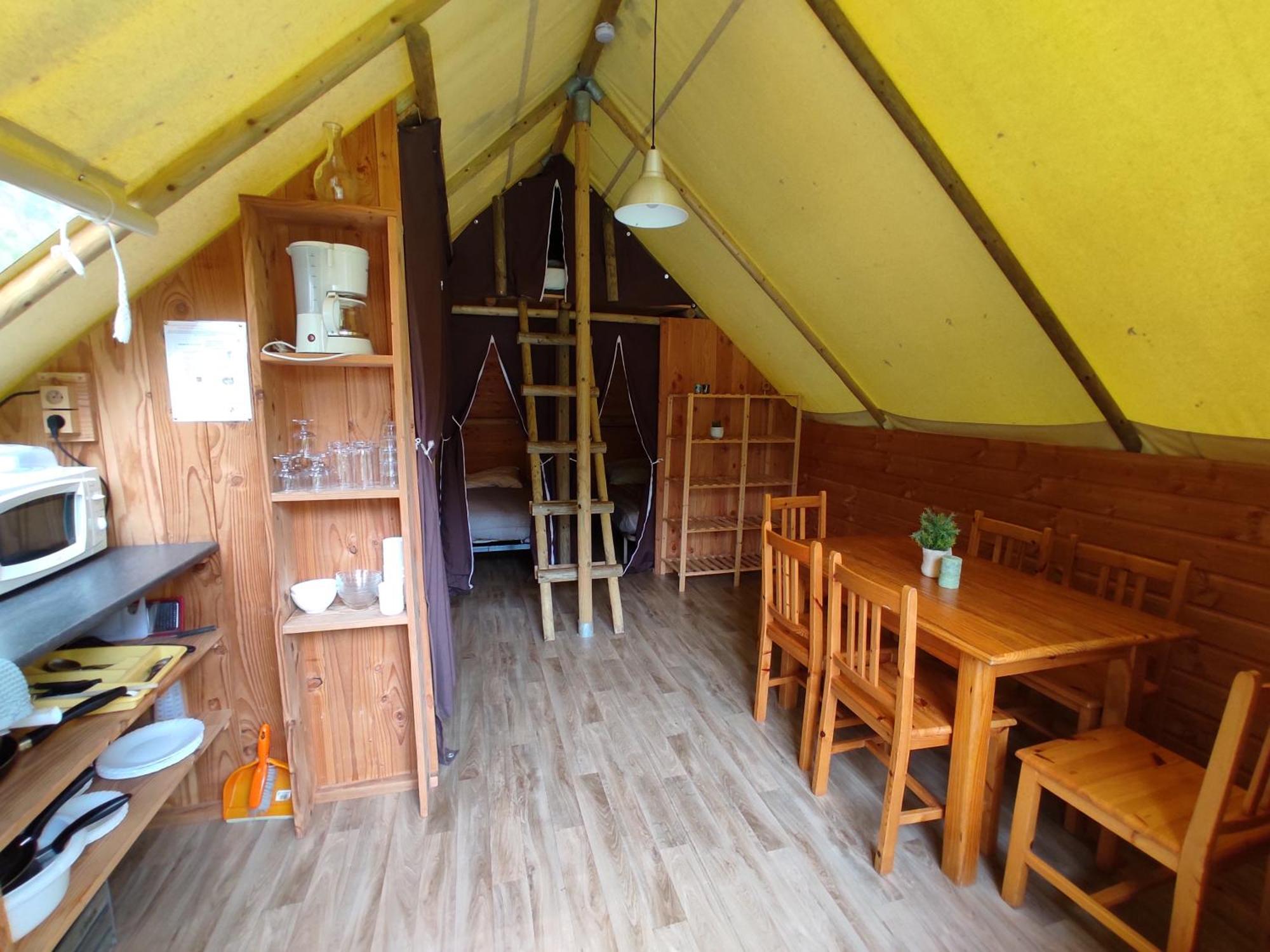 Camping Le Rouge Gorge **** 10' Puy Du Fou Saint-Laurent-sur-Sèvre Buitenkant foto