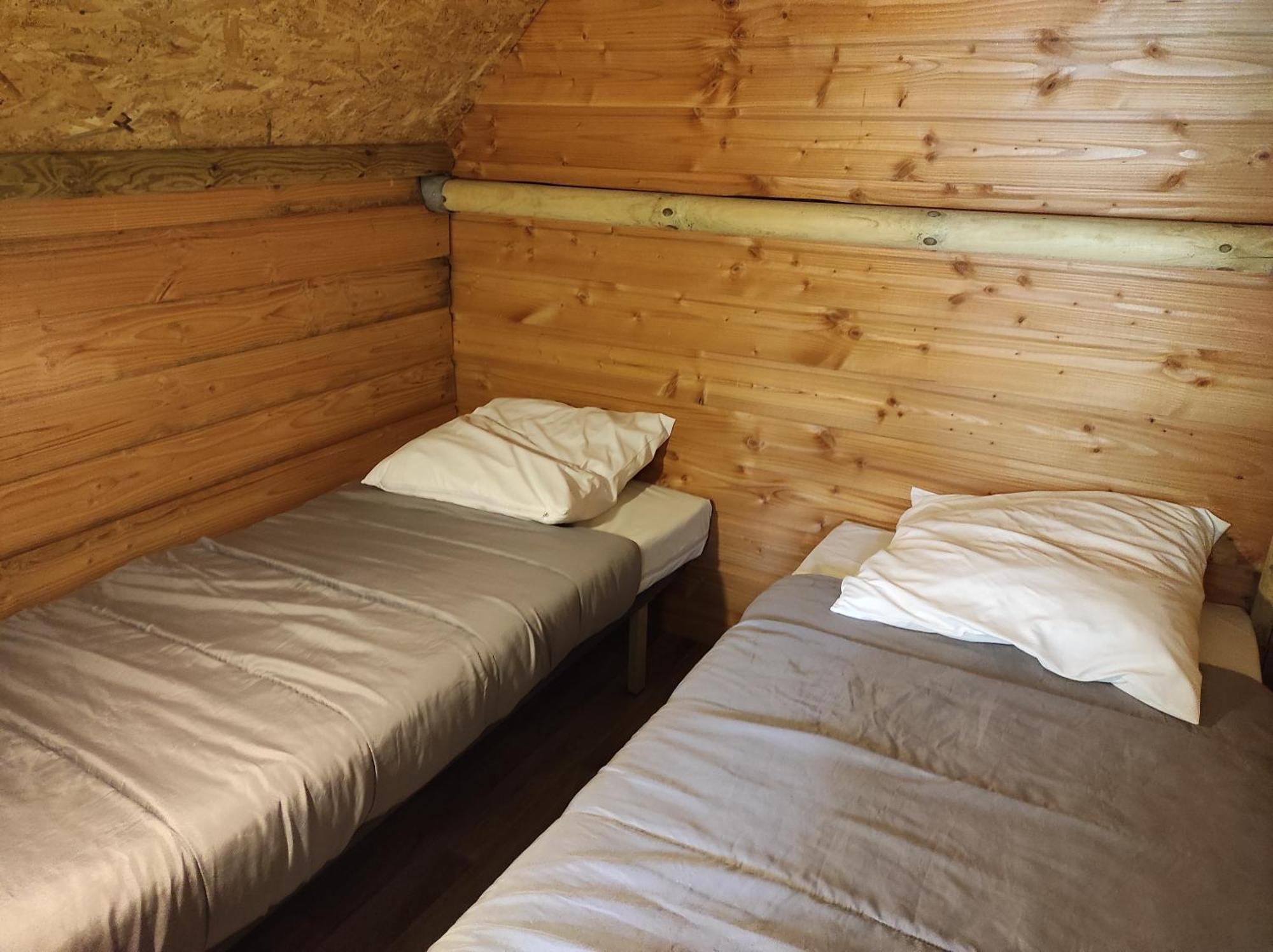 Camping Le Rouge Gorge **** 10' Puy Du Fou Saint-Laurent-sur-Sèvre Buitenkant foto
